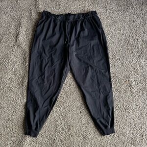 Lululemon Women’s 18 Keep Moving Jogger Luxtreme Black Gym Athletic